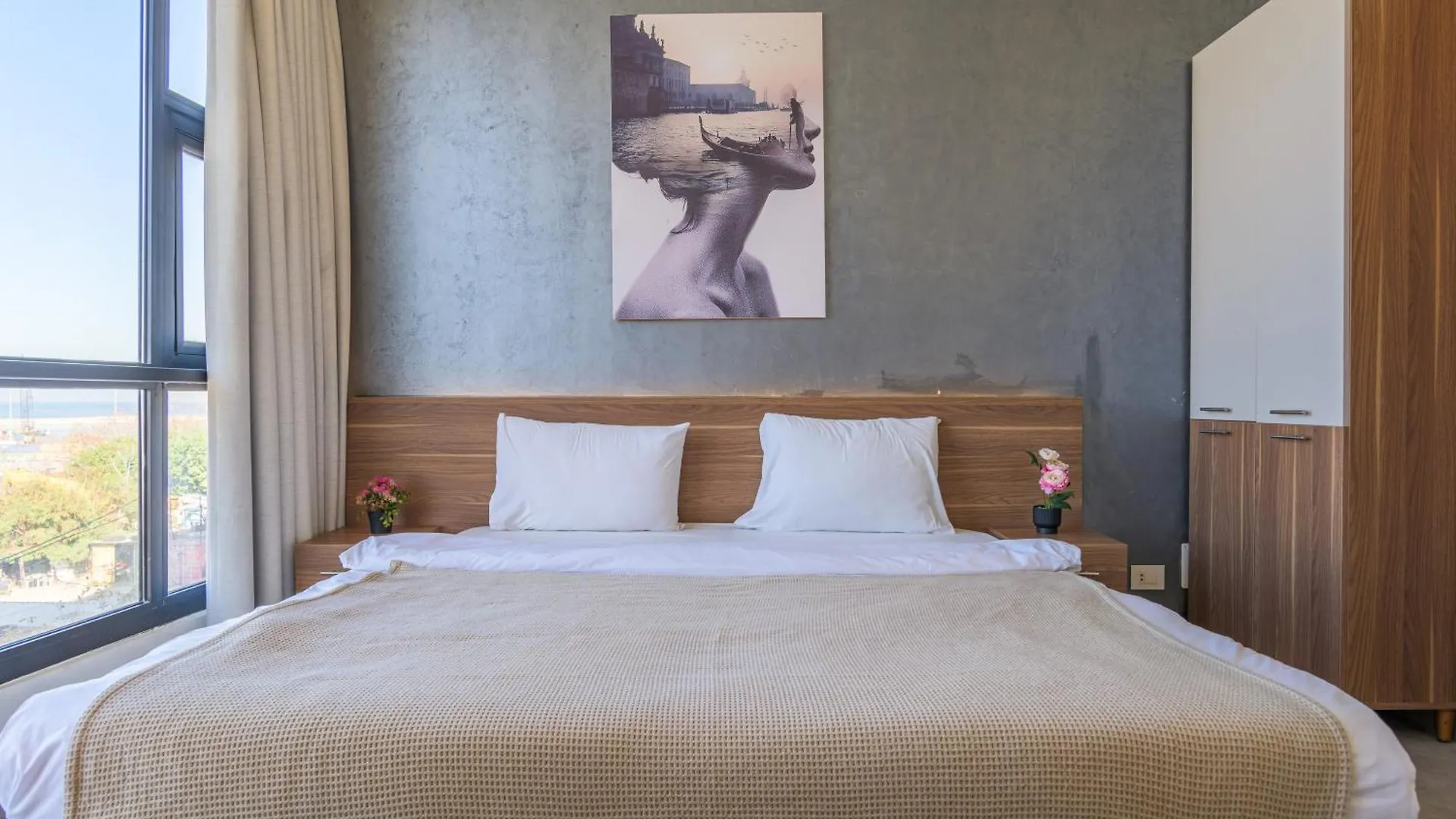 Gate 9 Tower - Studios & Apartments In Mar Mikhael Al Mudawwar