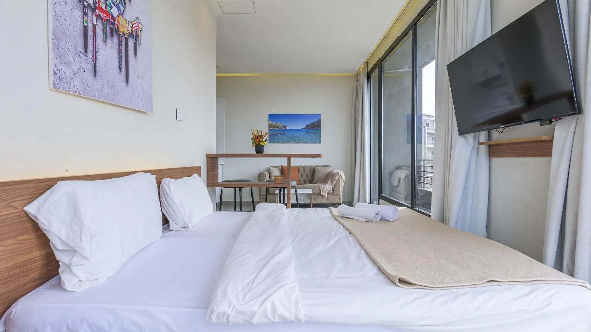 Gate 9 Tower - Studios & Apartments In Mar Mikhael Al Mudawwar 0*,