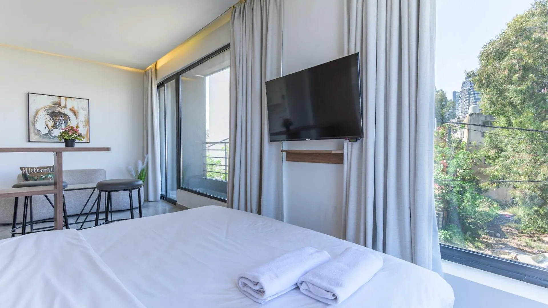 Gate 9 Tower - Studios & Apartments In Mar Mikhael Al Mudawwar